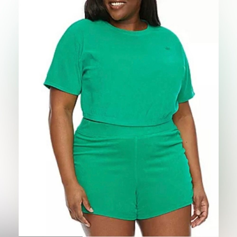 Juicy Couture Set Terry Cloth Womens High Rise Short and Top. NWT Size M